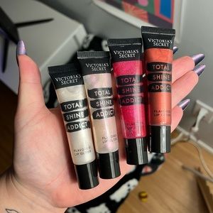 VS Lip Gloss Bundle